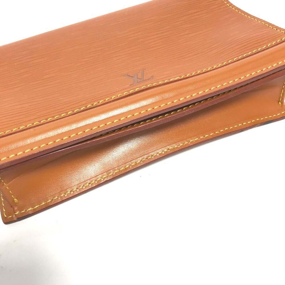 LOUIS VUITTON Brown Leather Pouch - Picture 5 of 12